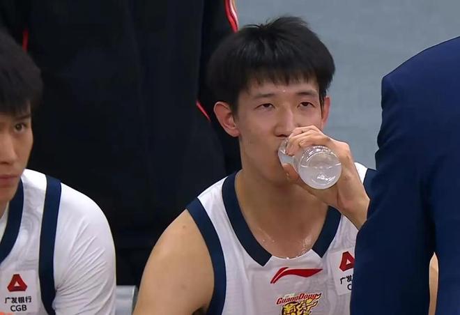 广东男篮合同到期球员盘点：续约走势渐明，阵容大体保持稳定